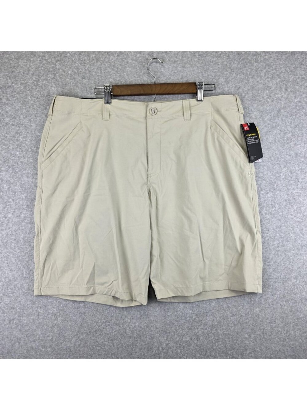 Under Armour Golf Shorts Mens 40 Khaki UA Drive Storm Stretch NWT 10 Inch